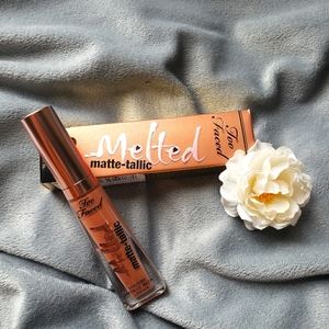 💄Too Faced Melted Matte-tallic Lipstick
